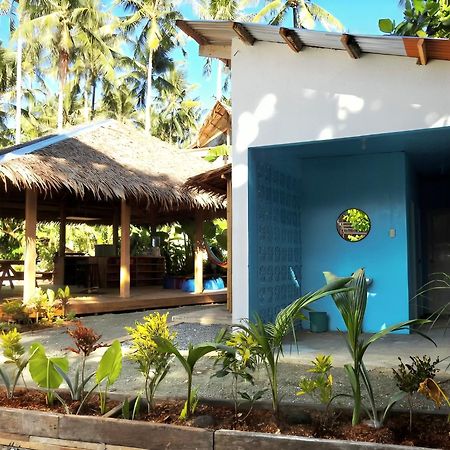 Three Little Birds Surf Hostel General Luna  Esterno foto